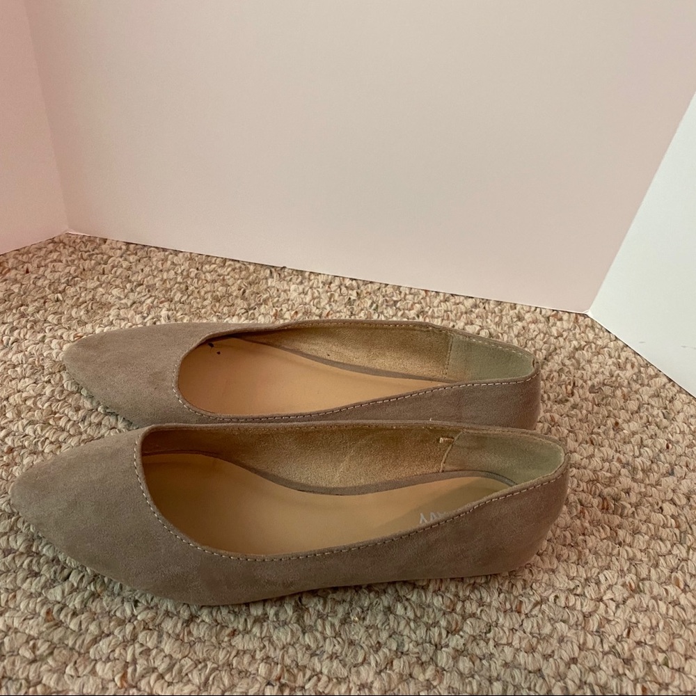 Taupe Flats - Picture 3 of 4